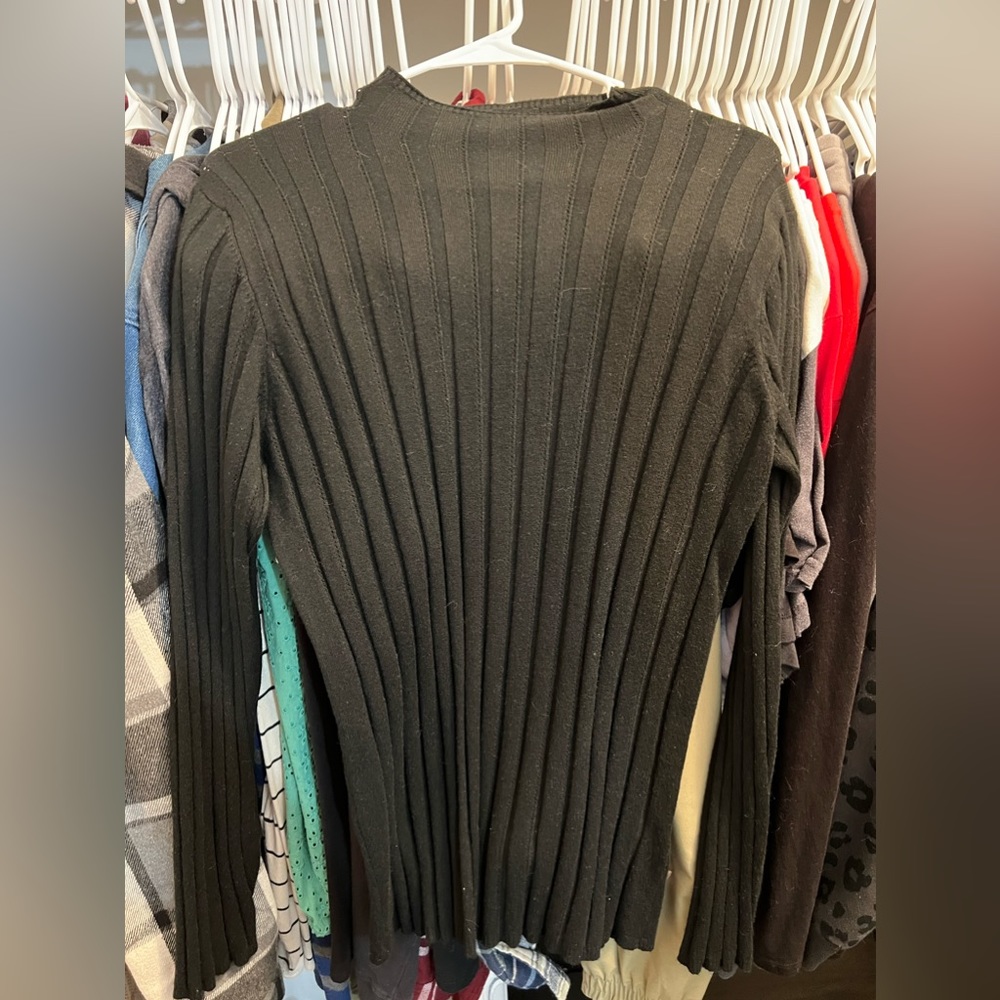 Black sweater -XL